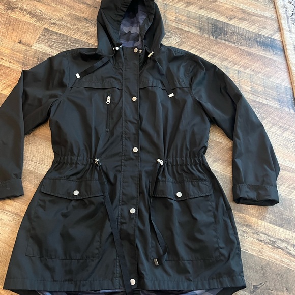 Time and Tru Black Jacket with Blue Camouflage Interior - Picture 2 of 13